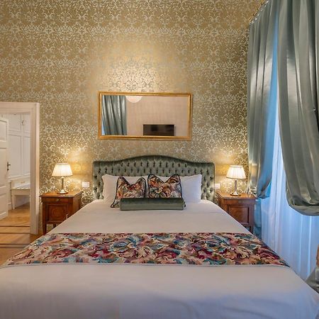 Palazzo Monga Boutique Guesthouse Verona Eksteriør bilde